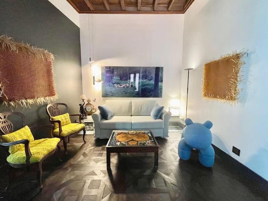 Designer Luxury Loft In The Heart Of Center Apartment Rom