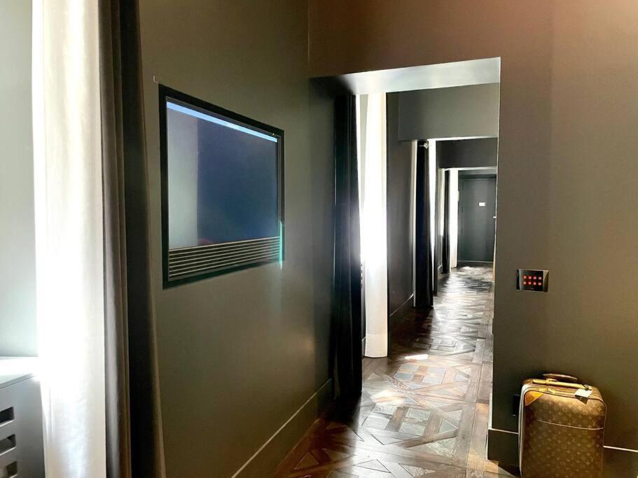 Designer Luxury Loft In The Heart Of Center Rom