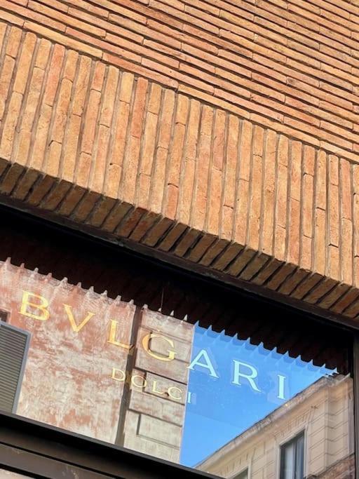 Designer Luxury Loft In The Heart Of Center * Rom