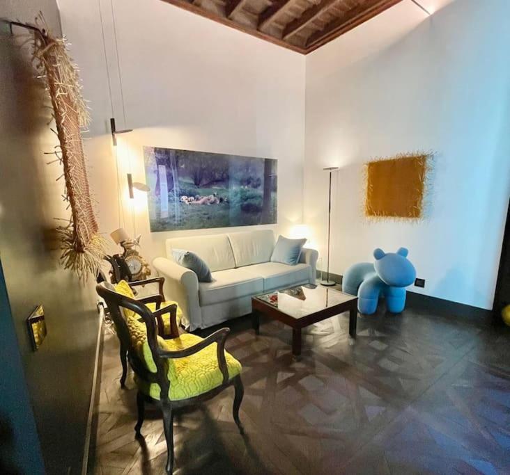 Designer Luxury Loft In The Heart Of Center Rom